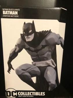 DC Collectibles Black & White: Batman by Jonathan Matthews Resin Statue  Review • AIPT