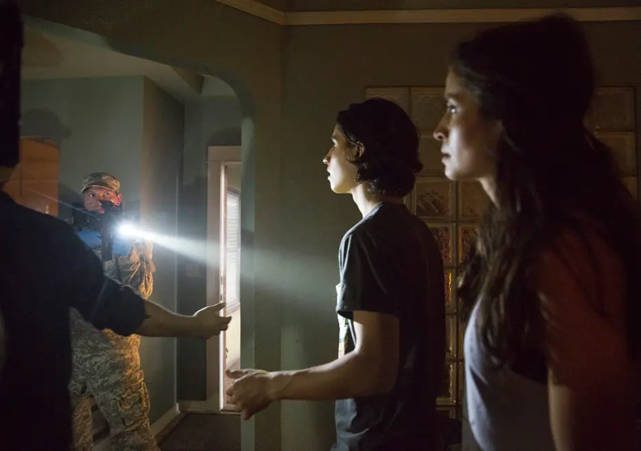 Fear the Walking Dead: Season 1, Episode 4 "Not Fade Away" Review/Recap