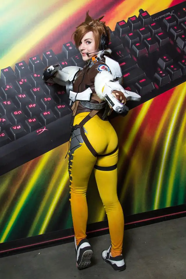 Overwatch Tracer Cosplay By Adamae Aipt