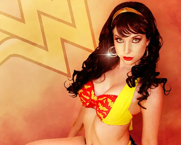 Wonder Woman/Vintage Wonder Woman by Cosplay Butterfly