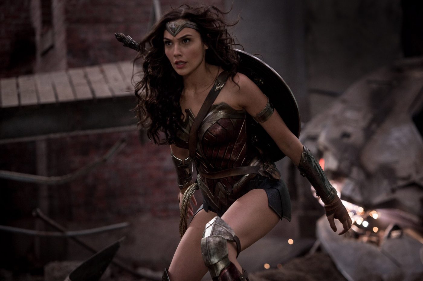 James Cameron calls Wonder Woman an 'objectified icon,' Patty Jenkins responds