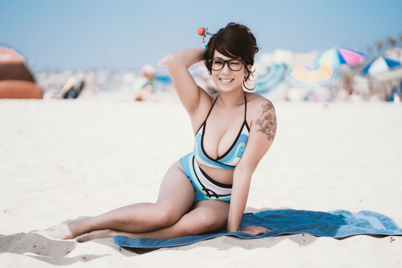 Overwatch: Pool party Mei cosplay by Rian Synnth