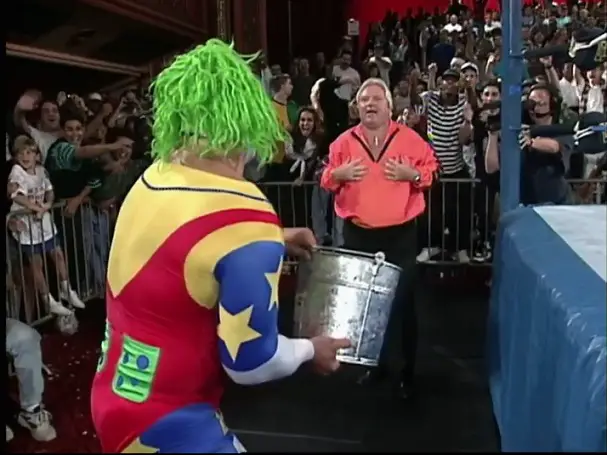 Doink Splashes Bobby Heenan With Water