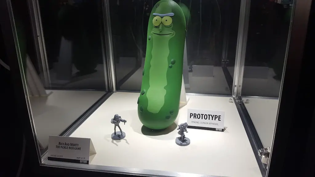 [GALLERY] It's Pickle Rick!!! And some unique DC collectibles, at the Cryptozoic booth of NY Toy Fair 2018