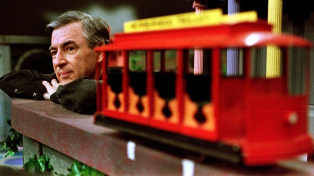 Won't You Be My Neighbor? Review: A feel good tearjerker about a unique man
