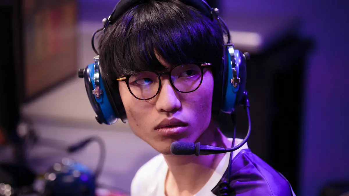 Recently retired Overwatch League Player Fissure confirms role lock plans