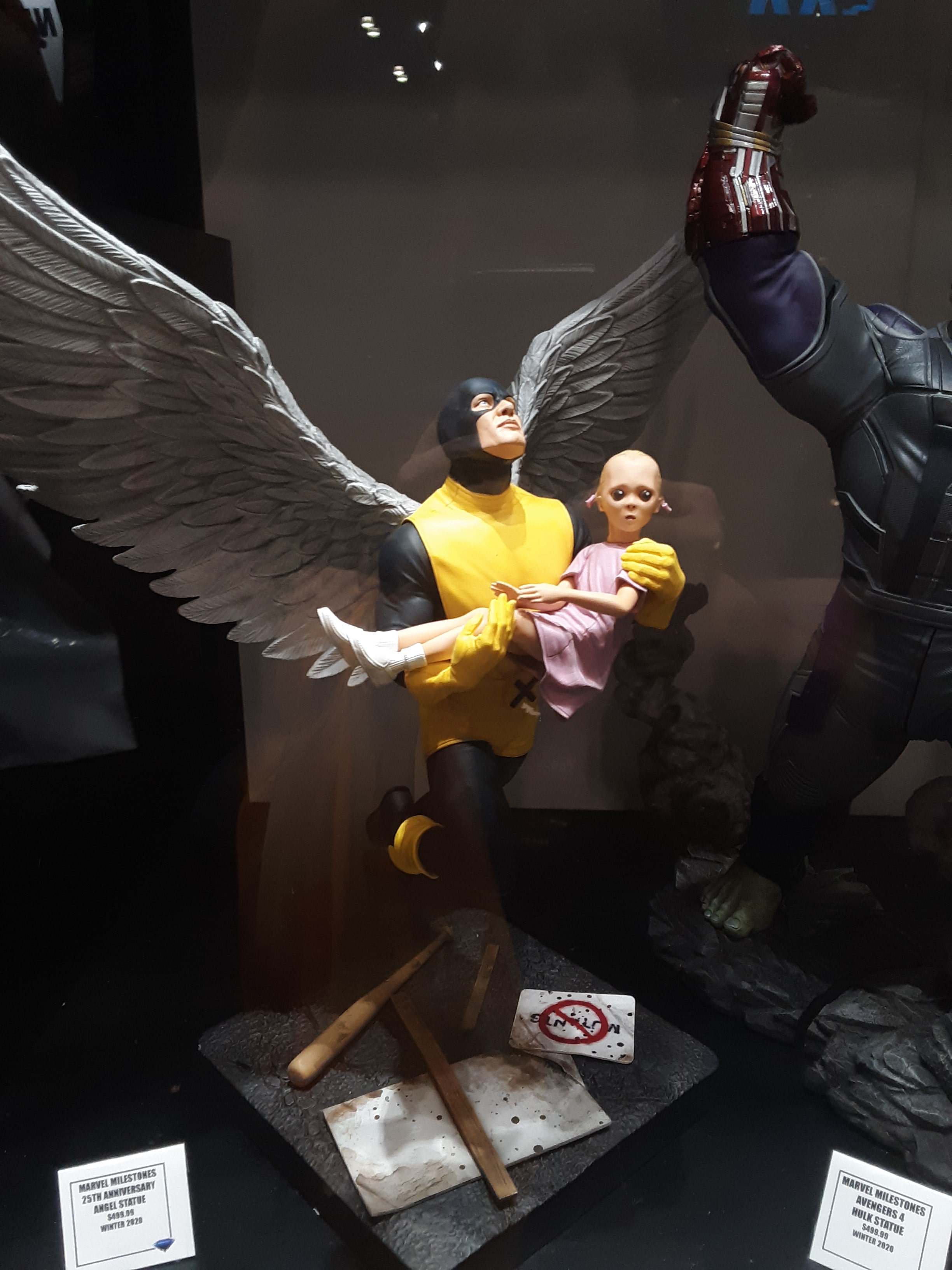 EVERY Marvel item on display for Diamond Select toys at NYCC19