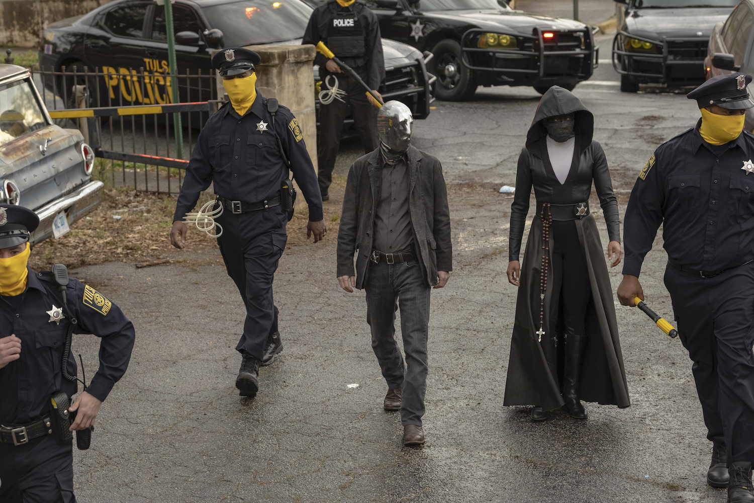 The cast of HBO's Watchmen talks adapting such a beloved work to television