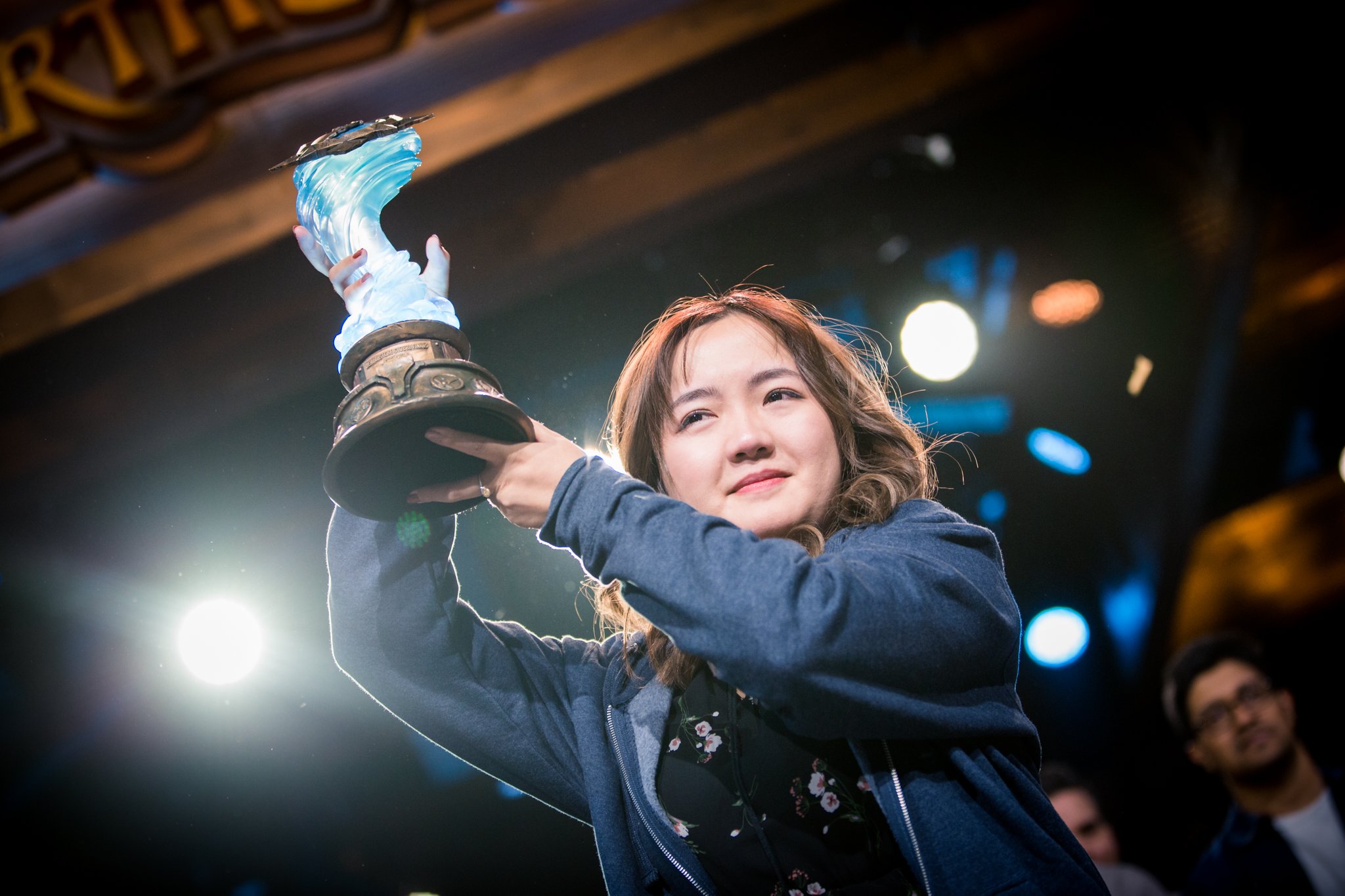 VKLiooon crowned first female Hearthstone Grandmasters Global Finals champion