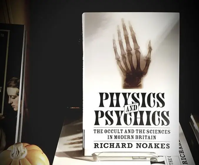 'Physics and Psychics' calls upon the spirits of scientists past -- book reveiw