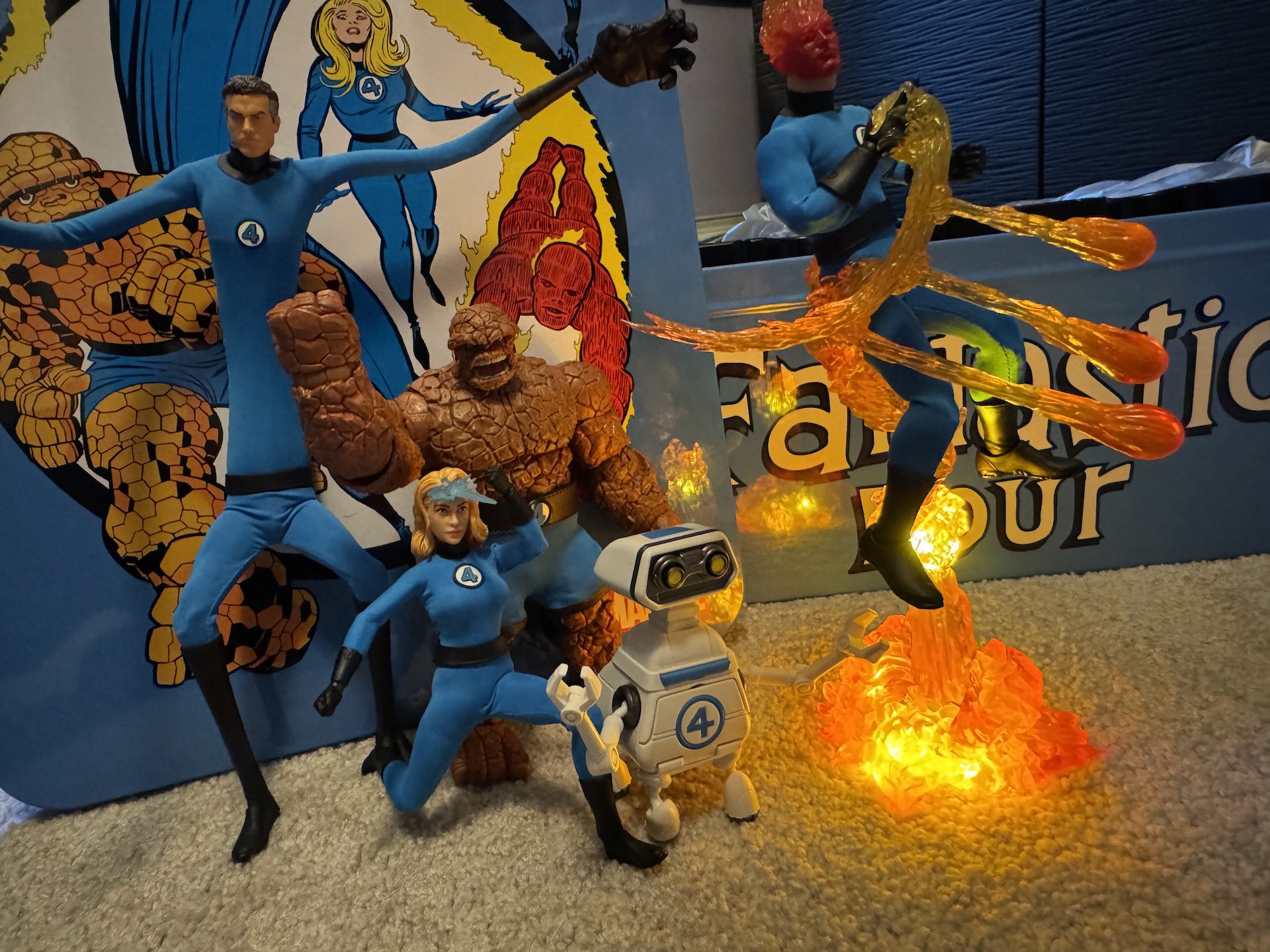 'Fantastic Four - Deluxe Steel Boxed Set' is packed with great accessories