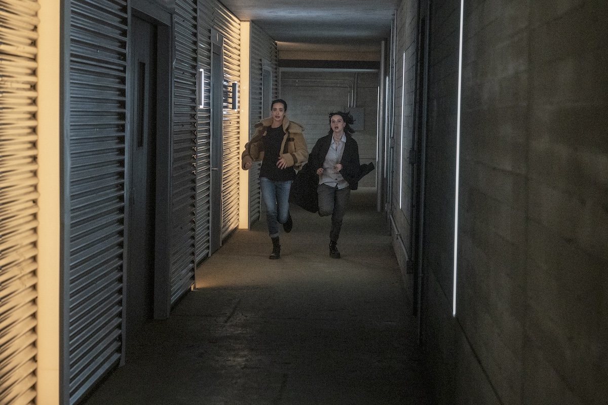 Krysten Ritter as Lucy - Orphan Black: Echoes _ Season 1, Episode 10