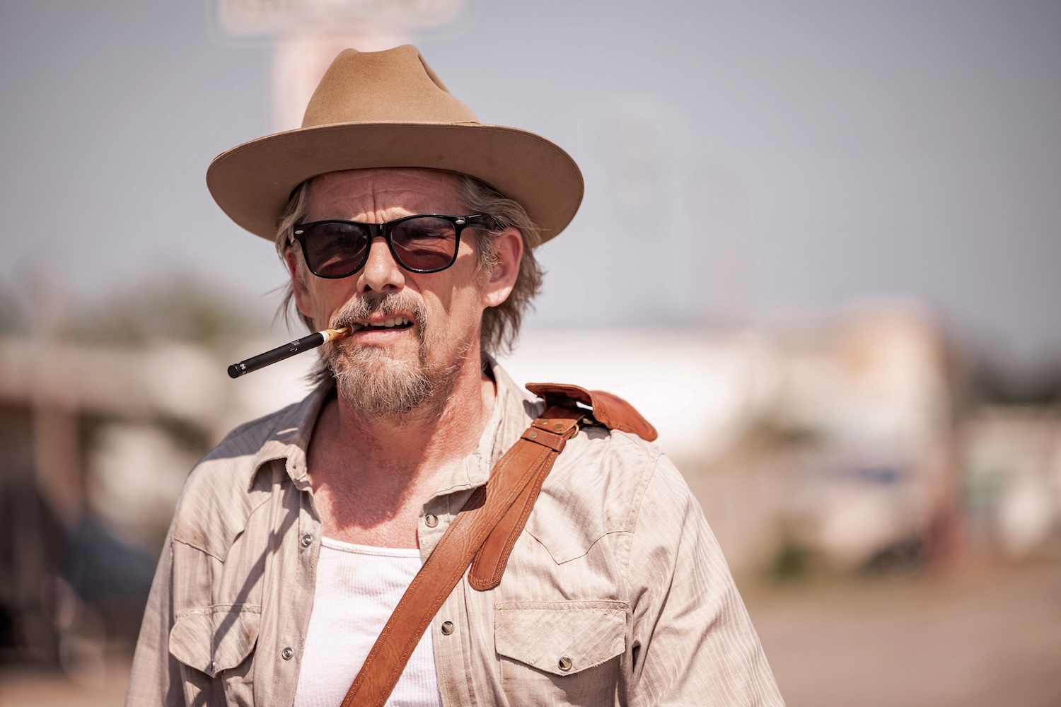 tv picks FX's The Lowdown -- "Pilot" Episode 1 -- Pictured: Ethan Hawke as Lee Raybon.