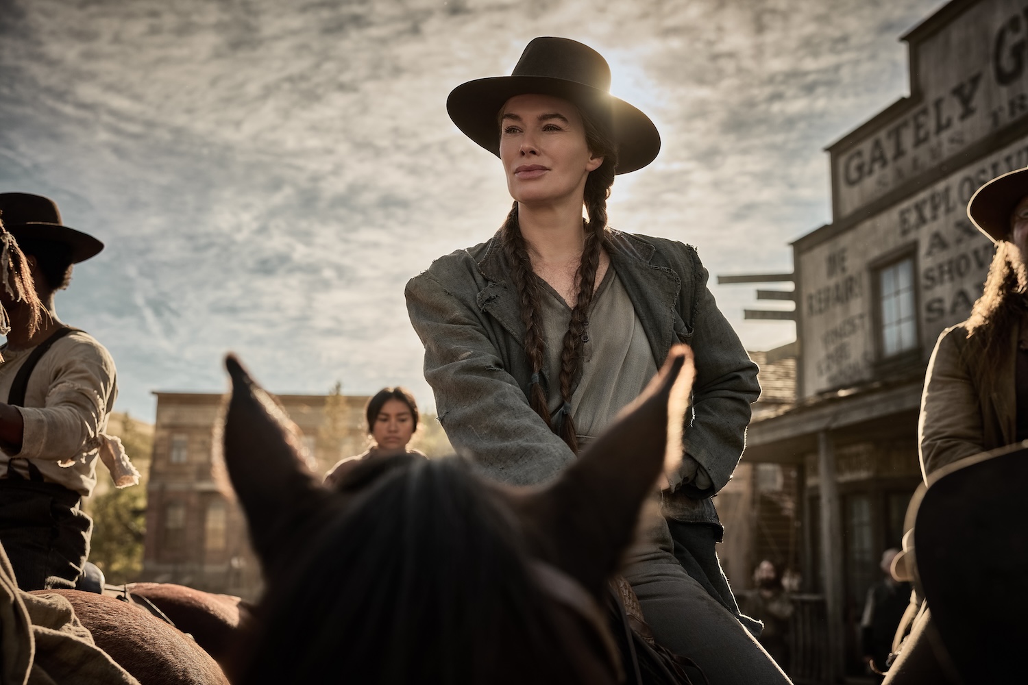 THE ABANDONS. Lena Headey as Fiona Nolan in The Abandons.
