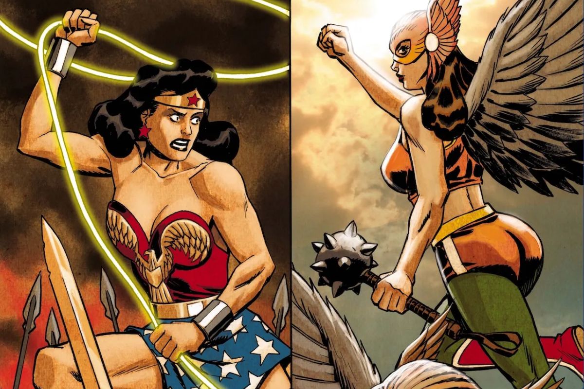 Queen Hippolyta and Shiera Hall Hawkgirl in JSA 15 cover