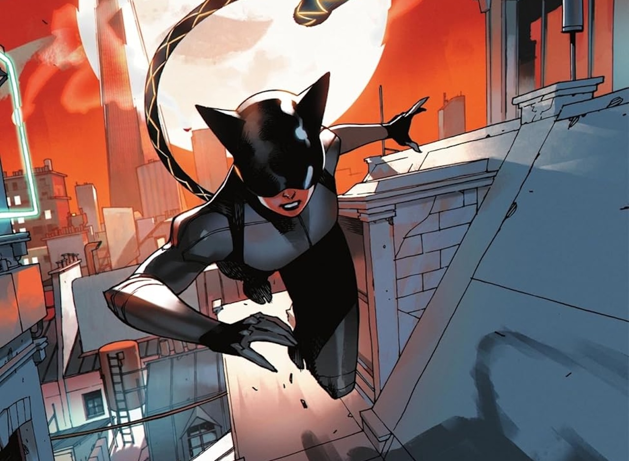 'Absolute Catwoman' #2 isn't quite purrfect yet